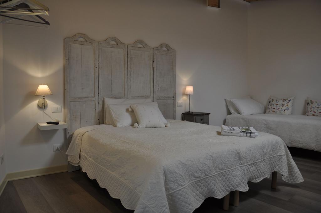 Bed and Breakfast Corsomatteotti62 Брешія Номер фото
