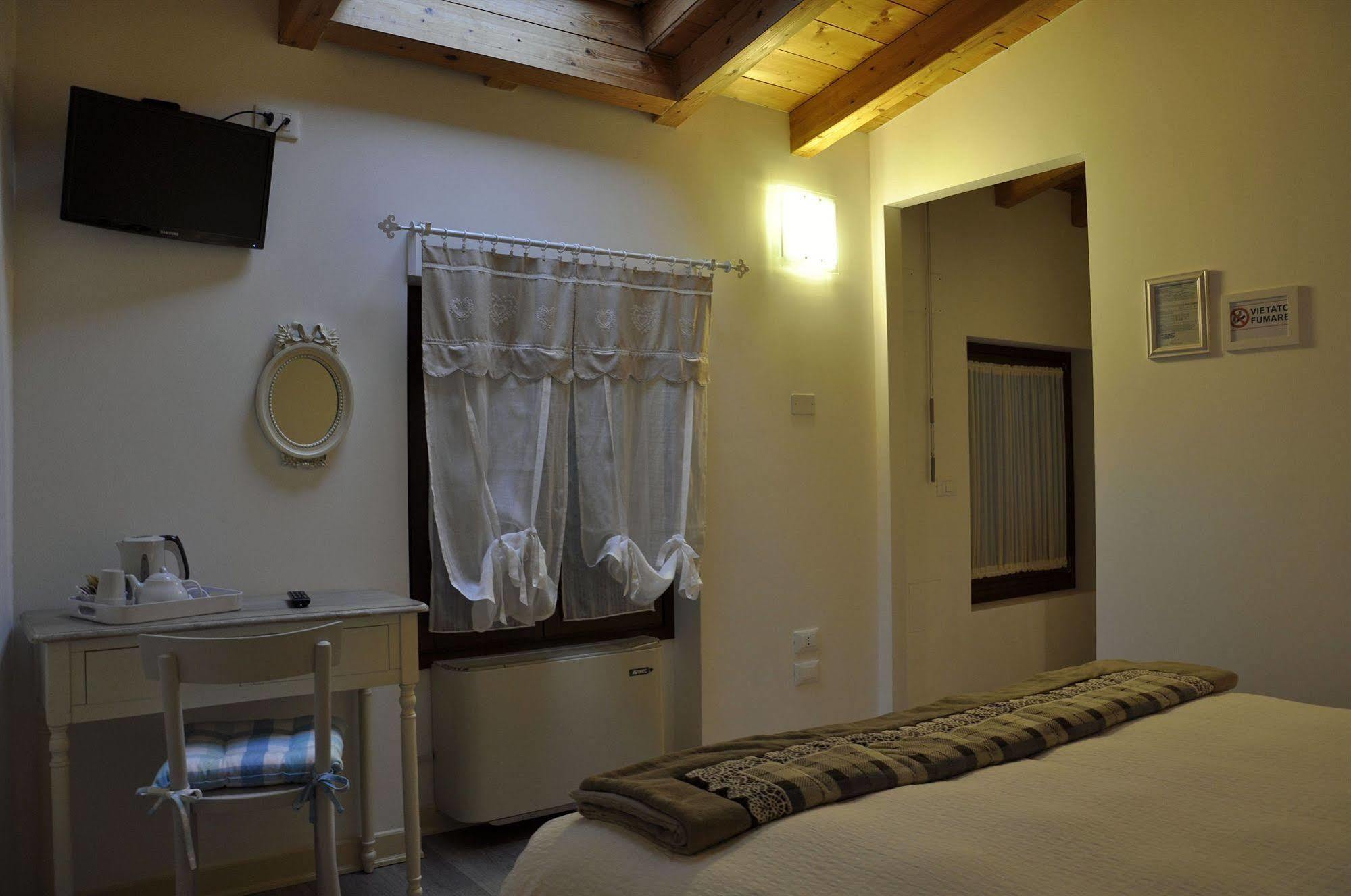 Bed and Breakfast Corsomatteotti62 Брешія Екстер'єр фото